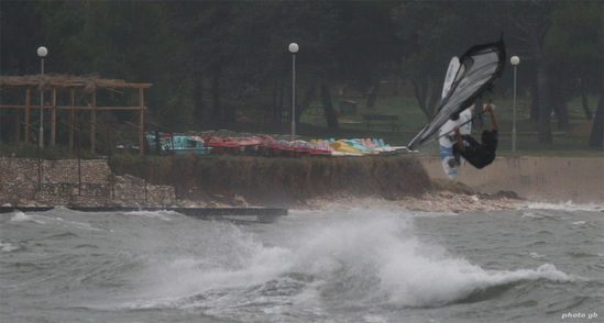 Kliknite da vidite sliku u punoj veli�ini