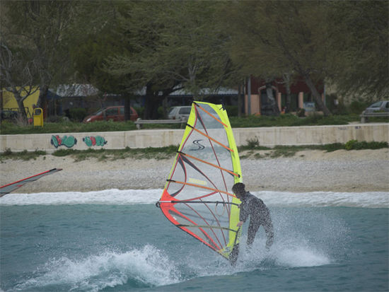 Kliknite da vidite sliku u punoj veli�ini