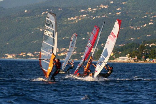 Kliknite da vidite sliku u punoj veli�ini