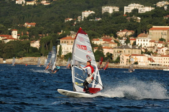 Kliknite da vidite sliku u punoj veli�ini