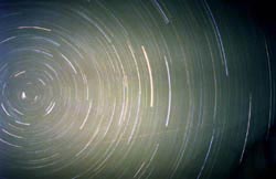 Tragovi zvijezda iznad FXBO